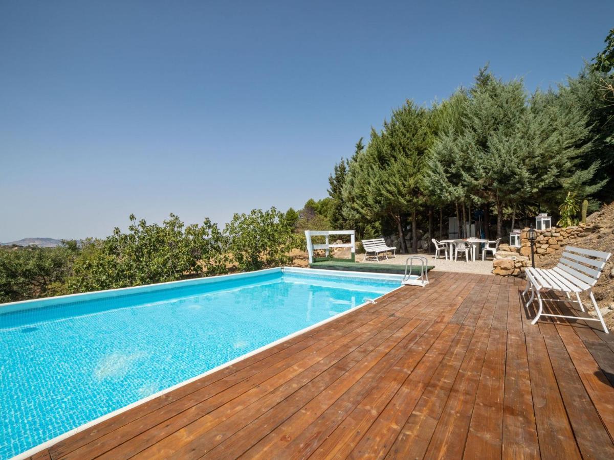 Belvilla By Oyo Modern Villa In Nissoria With Pool Dış mekan fotoğraf